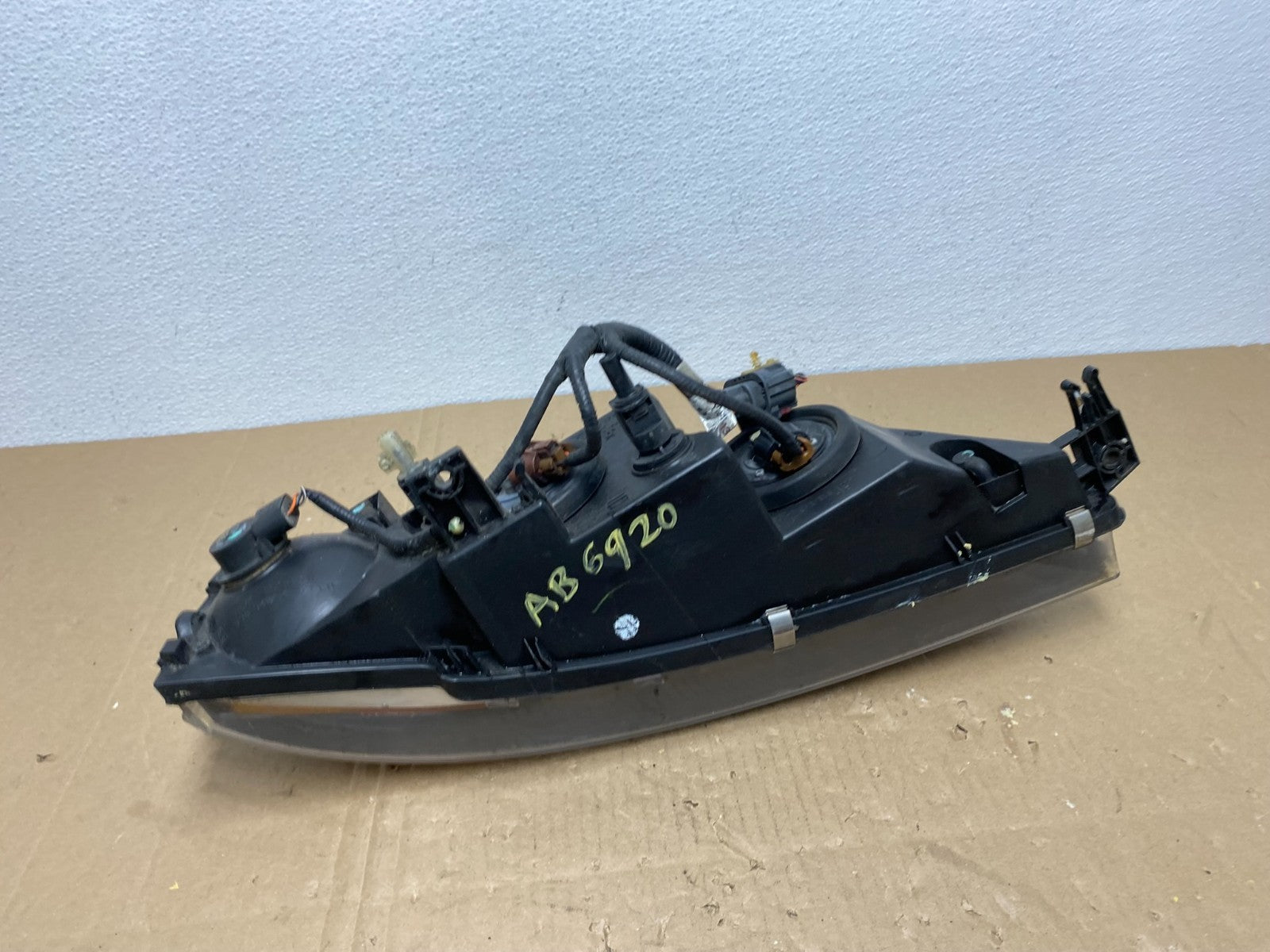 2000 to 2002 Lincoln Ls Left Driver Lh Side Headlight Halogen Oem AB6920 DW7