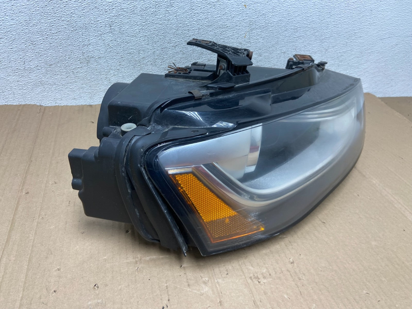 Xenon HID AFS 2013 to 2016 Audi A4 Right Passenger RH Side Headlight AE8933 DW2