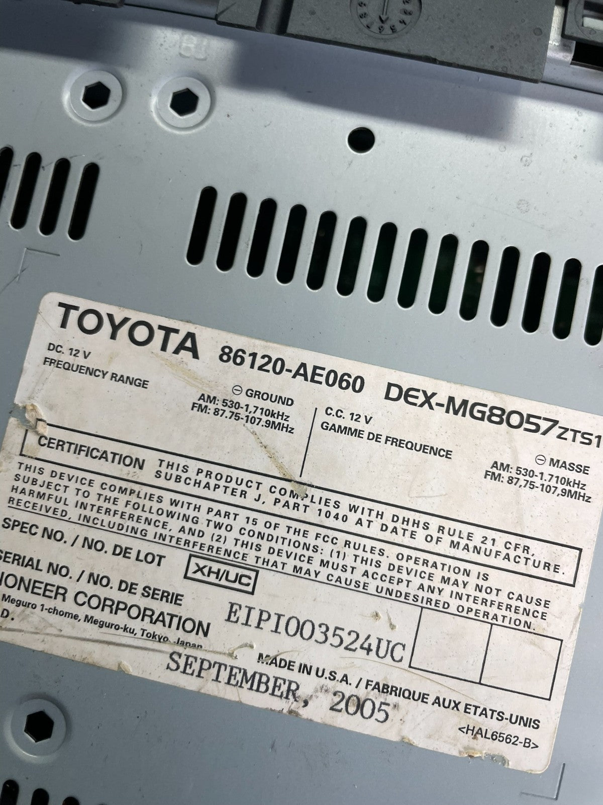 2004 to 2010 Toyota Sienna AM FM CD WMA Mp3 Radio Receiver AB3048 DG7