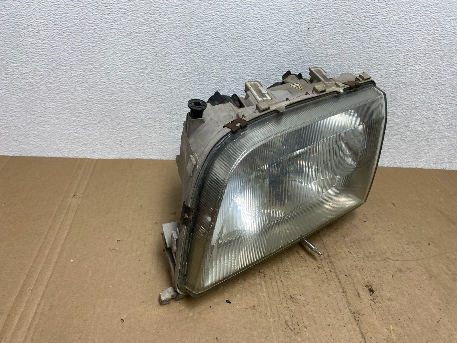 1997-1999 Mercedes W140 S320 S500 Left Driver LH Halogen Headlight ac5866 DG2