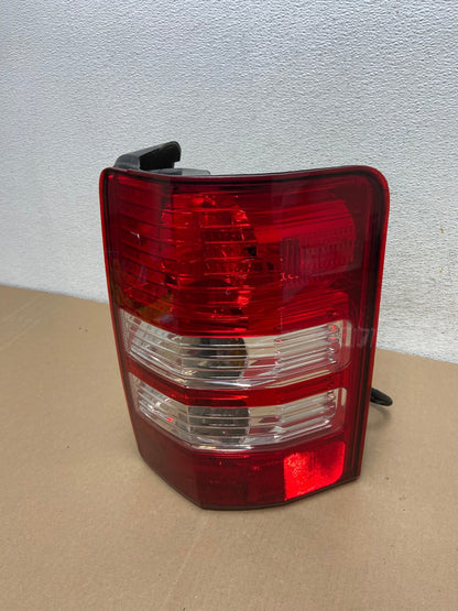 2008 to 2012 Jeep Liberty Right Passenger RH Side Tail Light AF2988 LK0