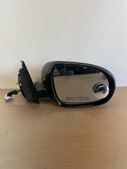2016 to 2020 Kia Sorento Right Passenger Door Mirror Turn Signal af5642 DG9