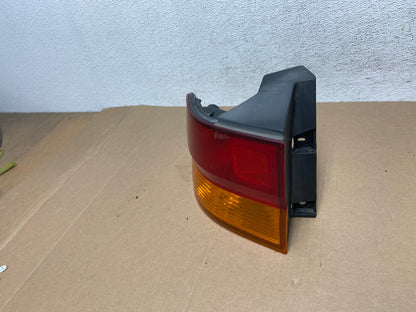 2002 2003 2004 Honda Odyssey Left Driver LH Side Tail Light AD6396 LK1