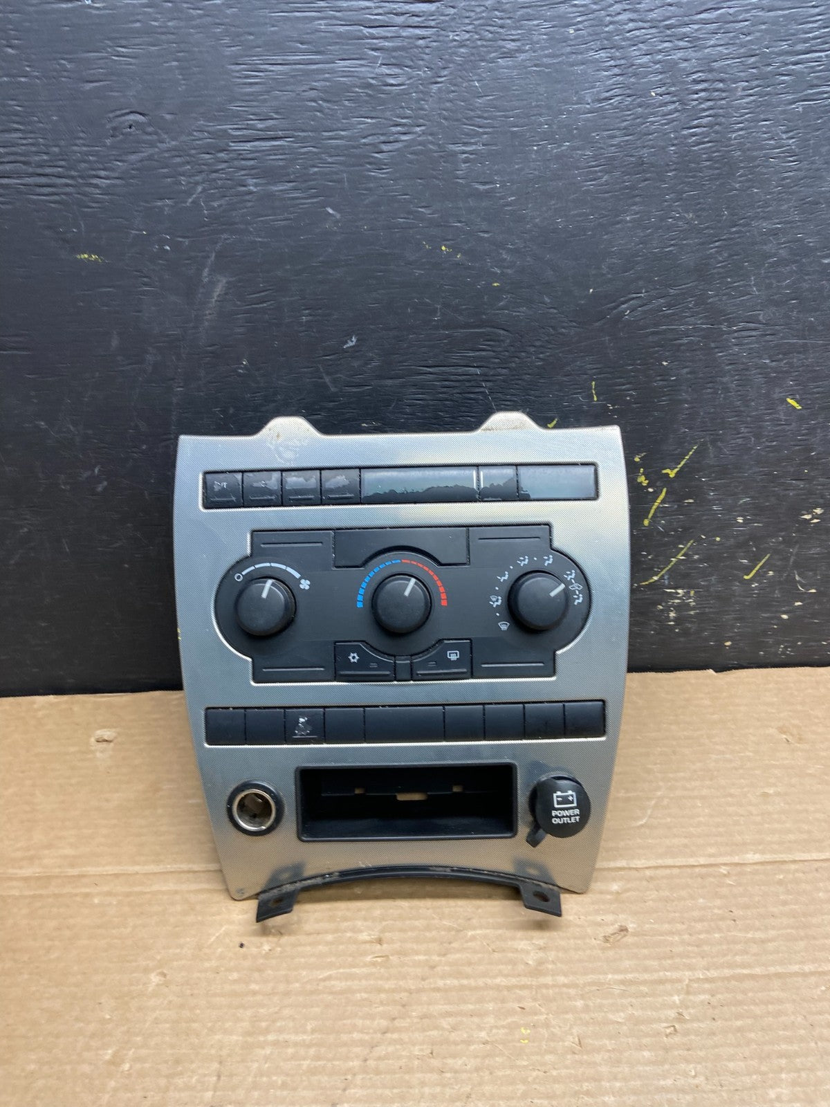 2005 2006 2007 Jeep Commander Grand Cherokee A/C Climate Control Bezel W0314 DG0