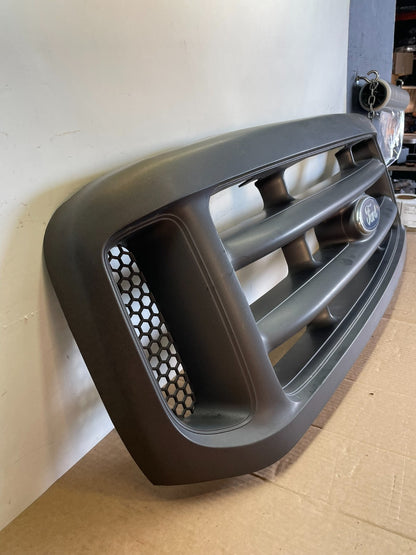 1999 to 2004 Ford F250 Super Duty Front Upper Grill Grille ah0076 DG2