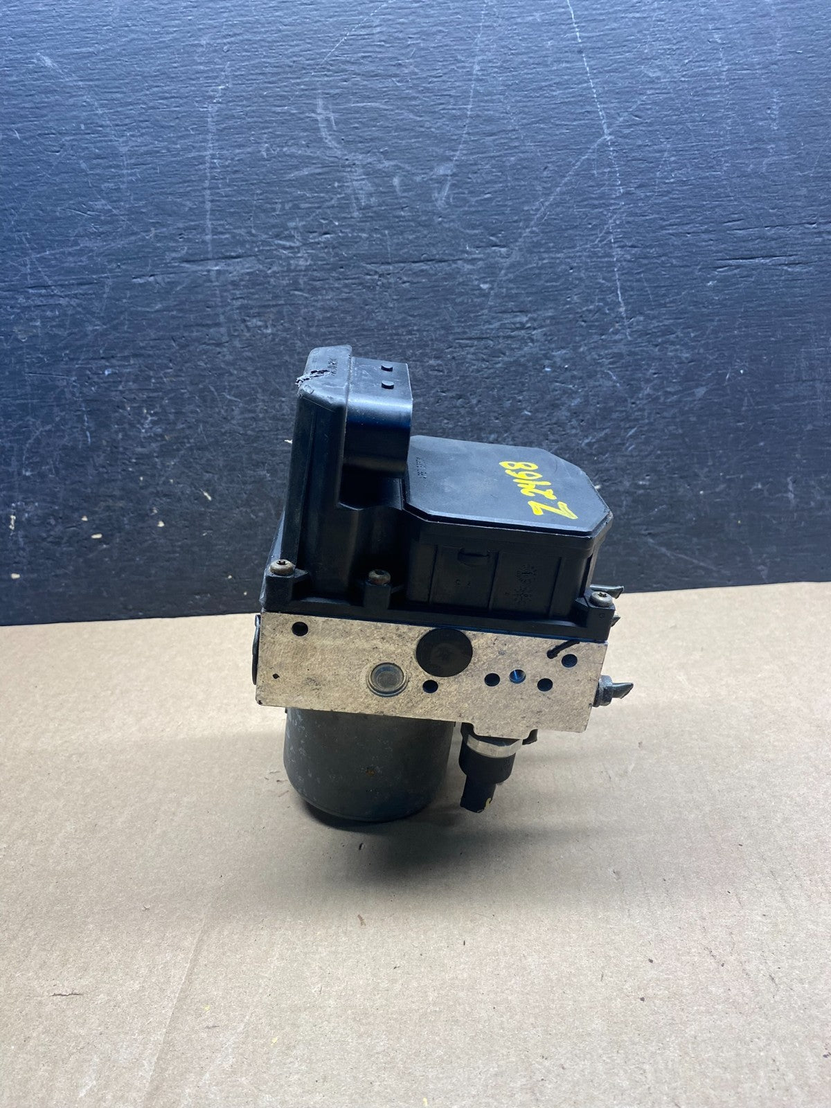 BMW 3 Series 325i 330i ABS Brake Pump Control 34516755243 AG3884 DG3