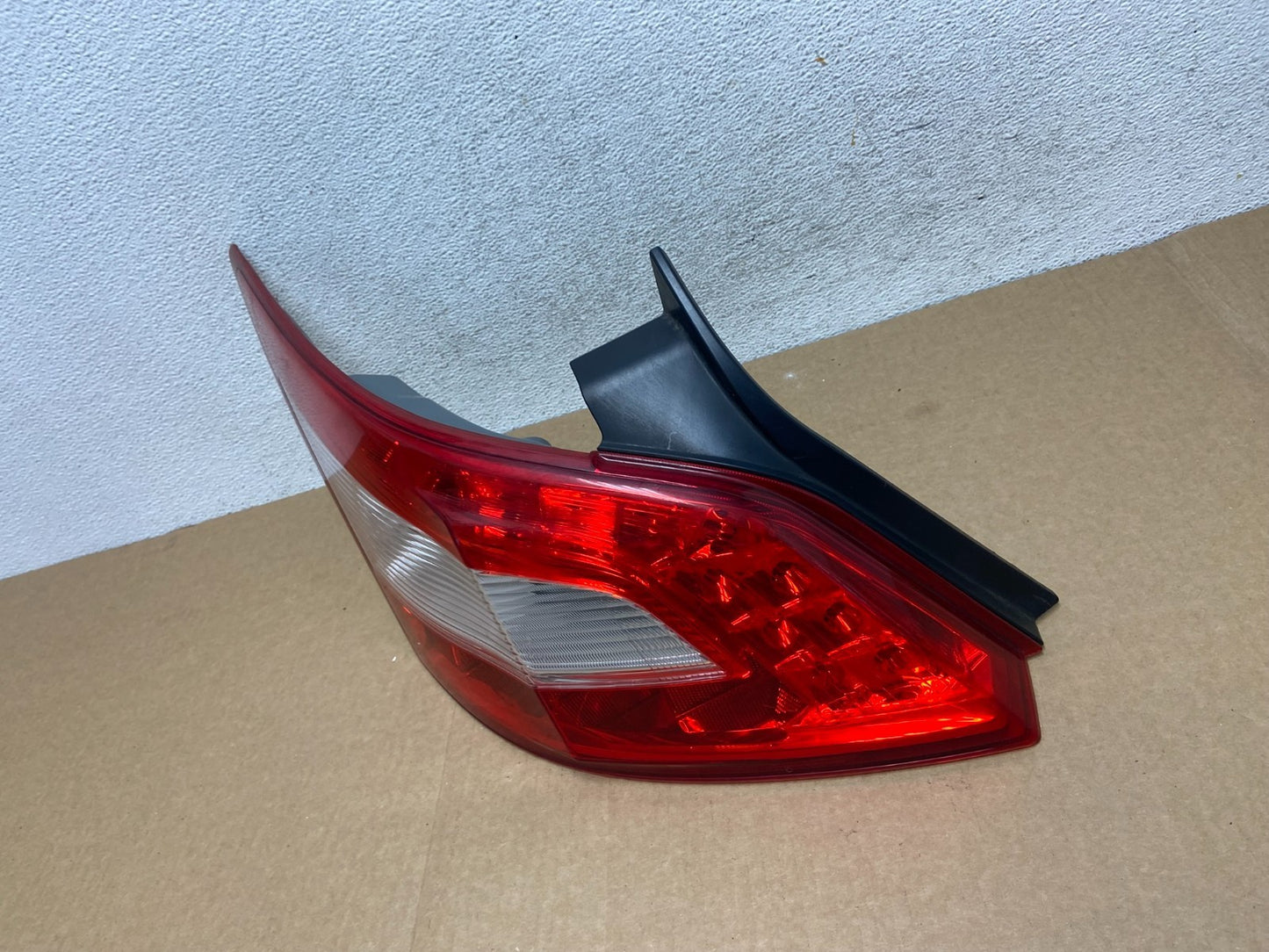 2009 2010 2011 Nissan Maxima Left Driver Lh Side Tail light AF9486 DW1