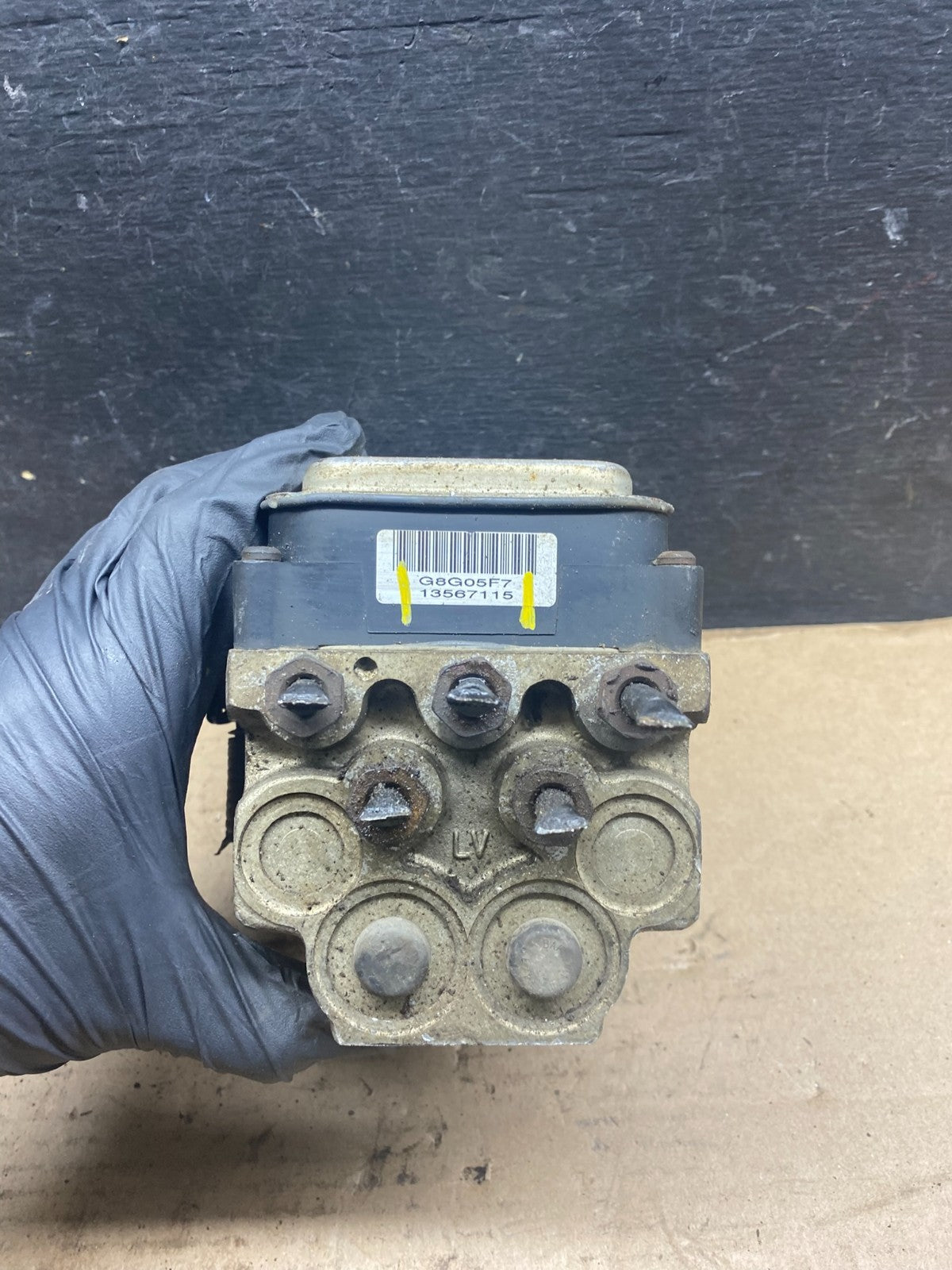 2004-2006 Chevrolet Express ABS Pump Control 13567115 Module q1426 DG5