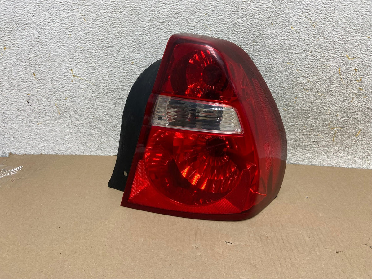 2004 to 2008 Chevrolet Malibu Right Passenger Rh Side Tail Light AH6663 LK0