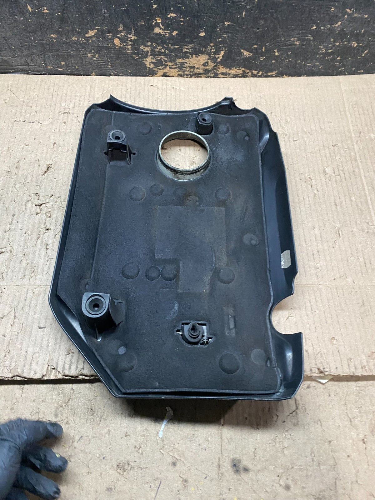 2005-2010 Volkswagen Mk5 2.0 TSI Passat Jetta Engine Cover x8200 DG6