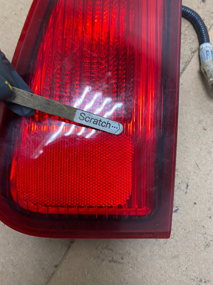2003-2006 Lincoln Navigator Right Passenger RH Inner Tail Light OEM P6810 DW5