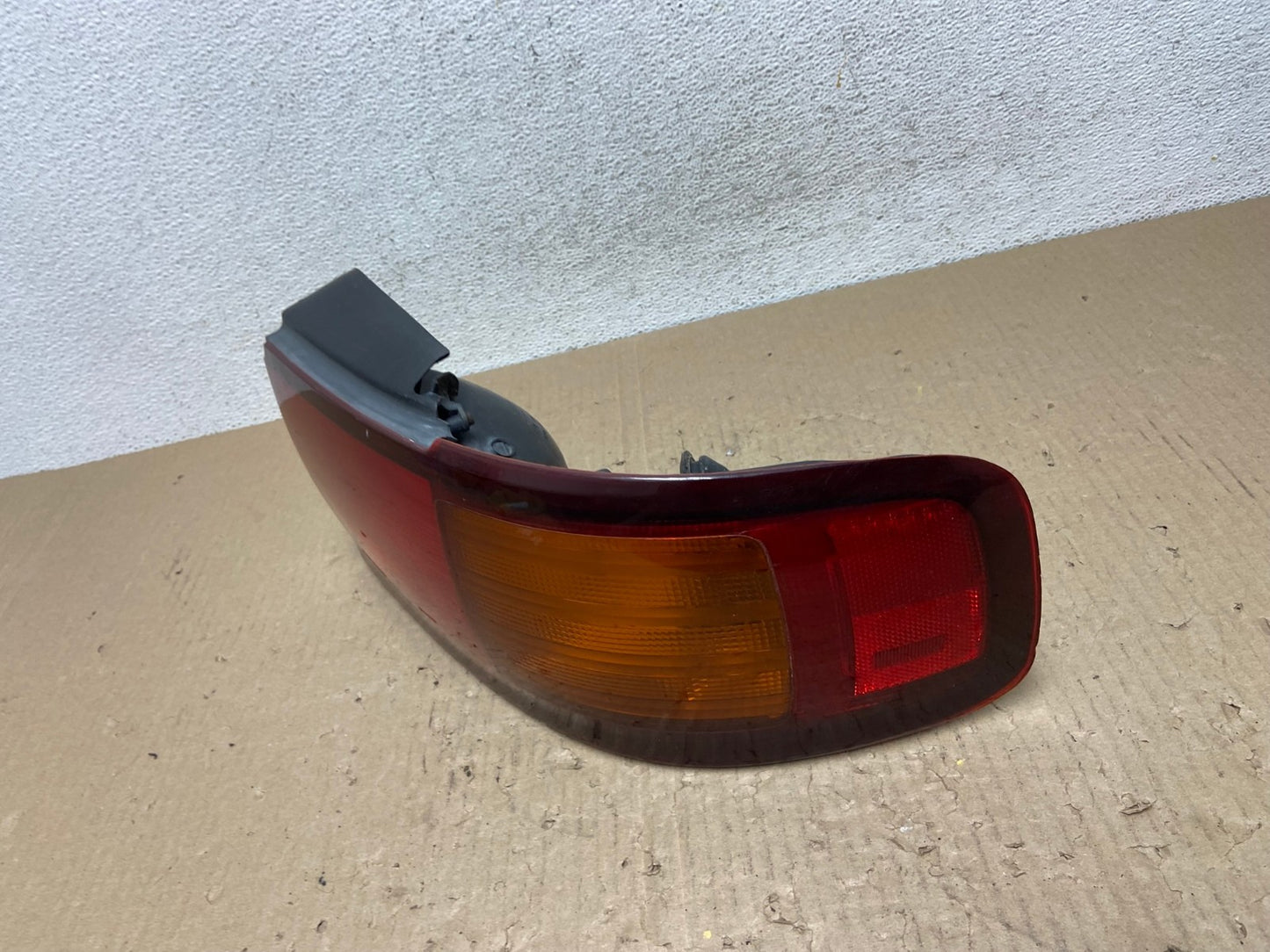 1995 - 1996 Toyota Camry Sedan Right Passenger Tail Light Lamp AE9834 LK1