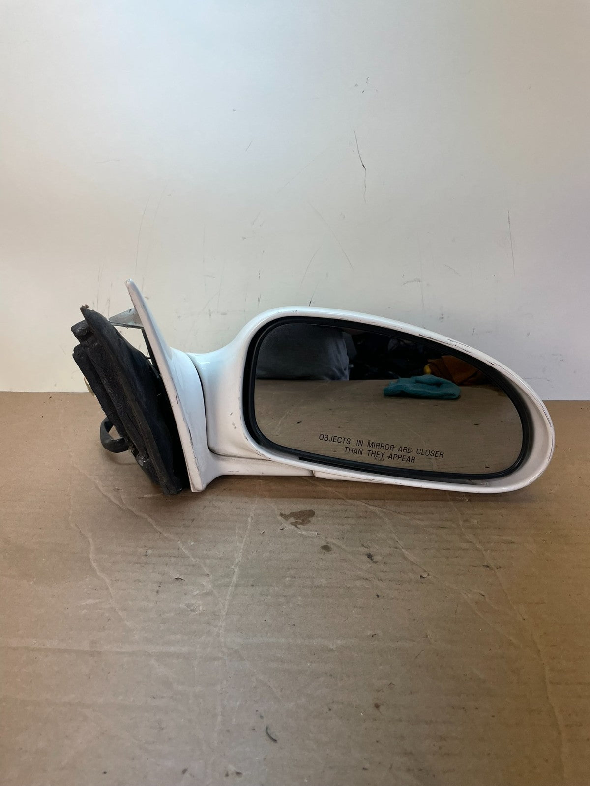 2000 - 2005 Buick LeSabre Right Passenger RH Side Door View Mirror AG9884 DW9
