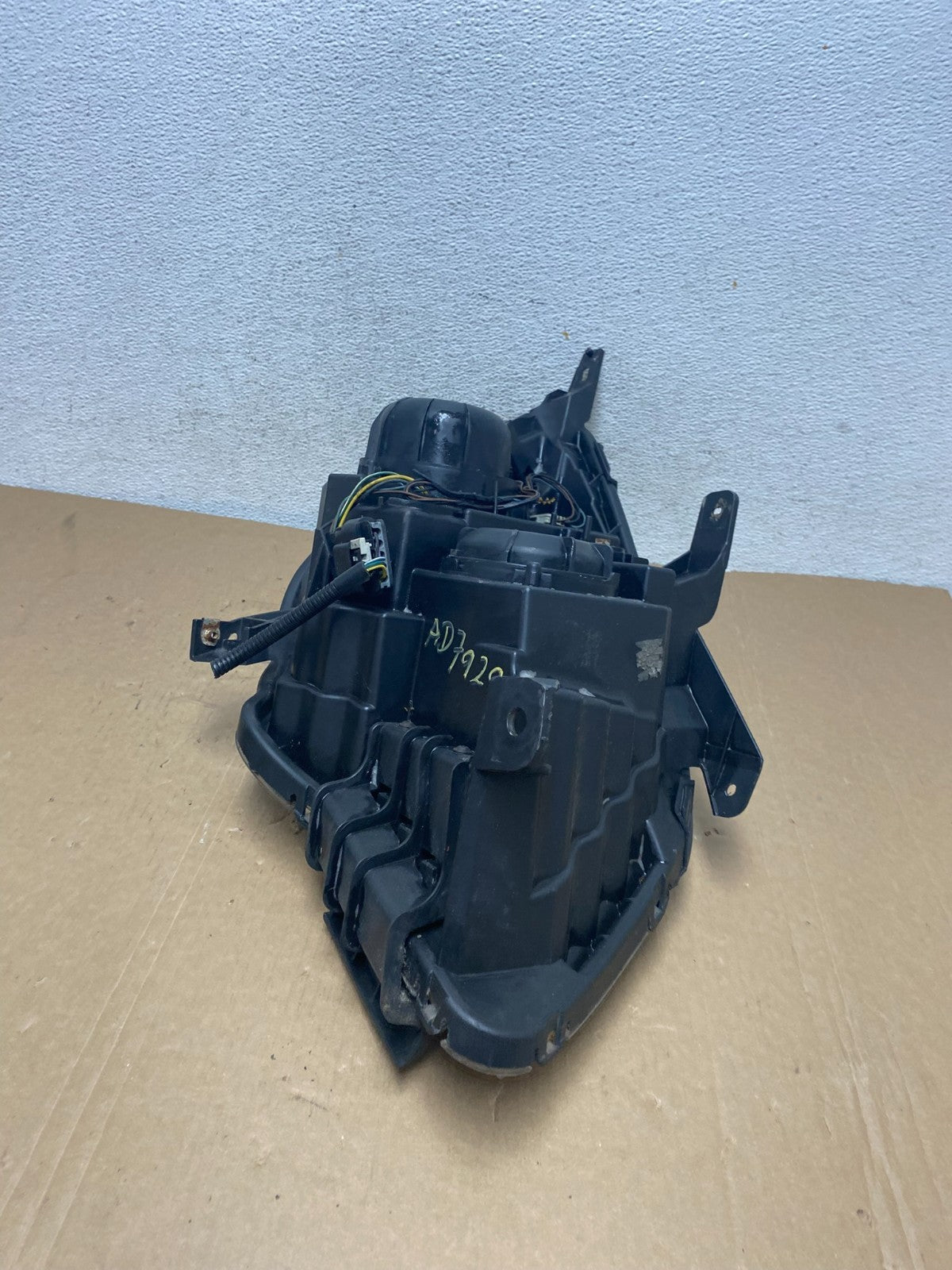 2010-2015 Chevrolet Equinox Halogen Headlight Left Driver LH Side AD7929 DW6