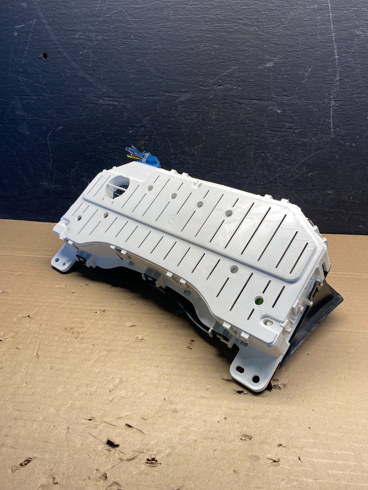 2008 to 2010 Ford F250 SD Super Duty Speedometer Cluster Gauge AD95394