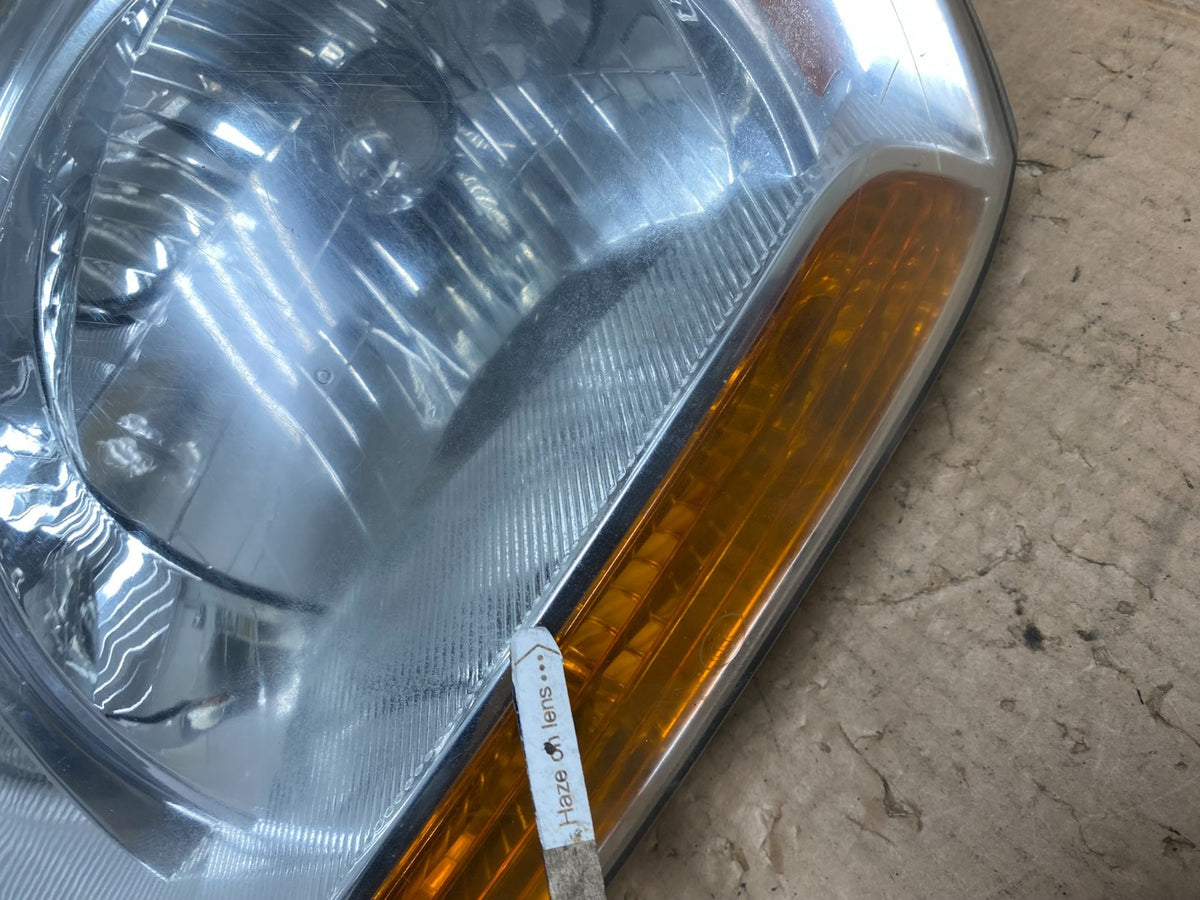 2005 to 2006 Kia Sportage Left Driver LH Halogen Headlight AI5550 DW4