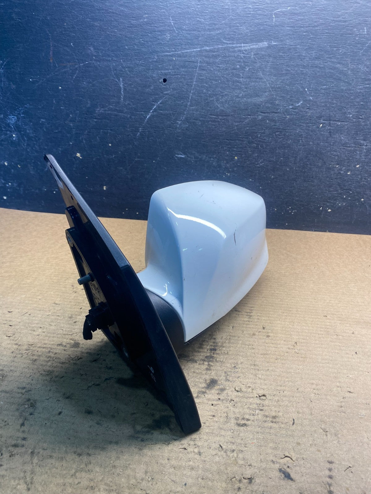 2010 to 2015 Hyundai Tucson Left Driver Side Power Door Mirror Oem AA0865 MS1