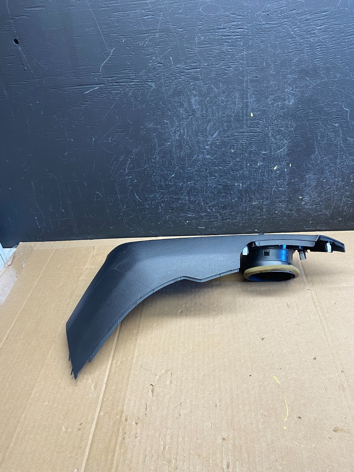 2009-2015 Honda Pilot Right Passenger Dash Vent Center Panel Bezel AD2108 DG2