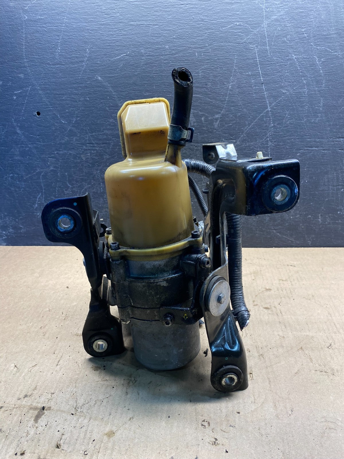 2013 -2016 Nissan Pathfinder Electric Hydraulic Power Steering Pump AG3493 DG5