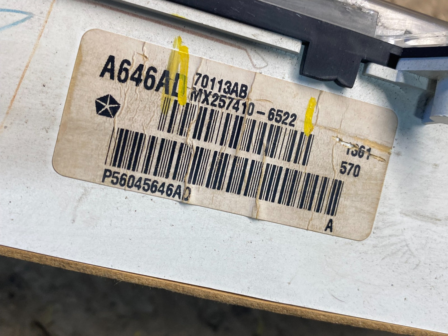 2001 2002 2003 Dodge Durango Speedometer Instrument Cluster Gauge OEM S8972 DG5