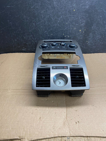 2005 to 2007 Chrysler 300 Dash Heater A/C Climate Control Radio Panel af1855 DG3