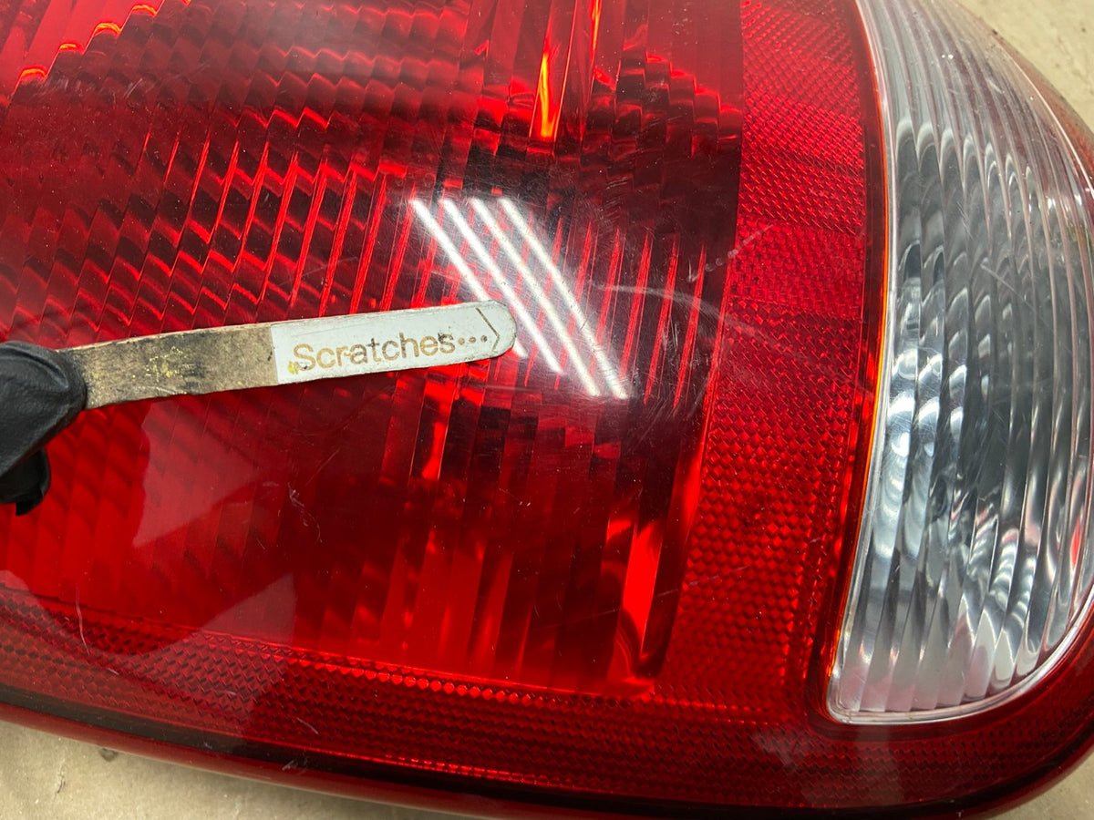 2004 to 2007 Dodge Grand Caravan Left Driver Lh Tail Light AH6899 LK3