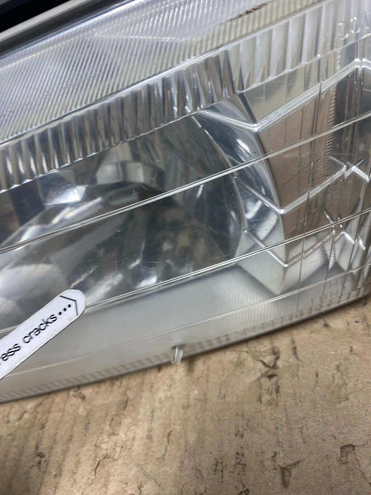 1997 to 1999 Nissan Maxima Left Driver Side Headlight Halogen OEM L5980 DW3