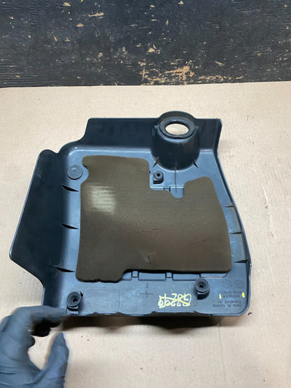 2005 to 2006 Chevrolet Malibu 3.5L Engine Cover Plastic Motor Shield T0161 DG4