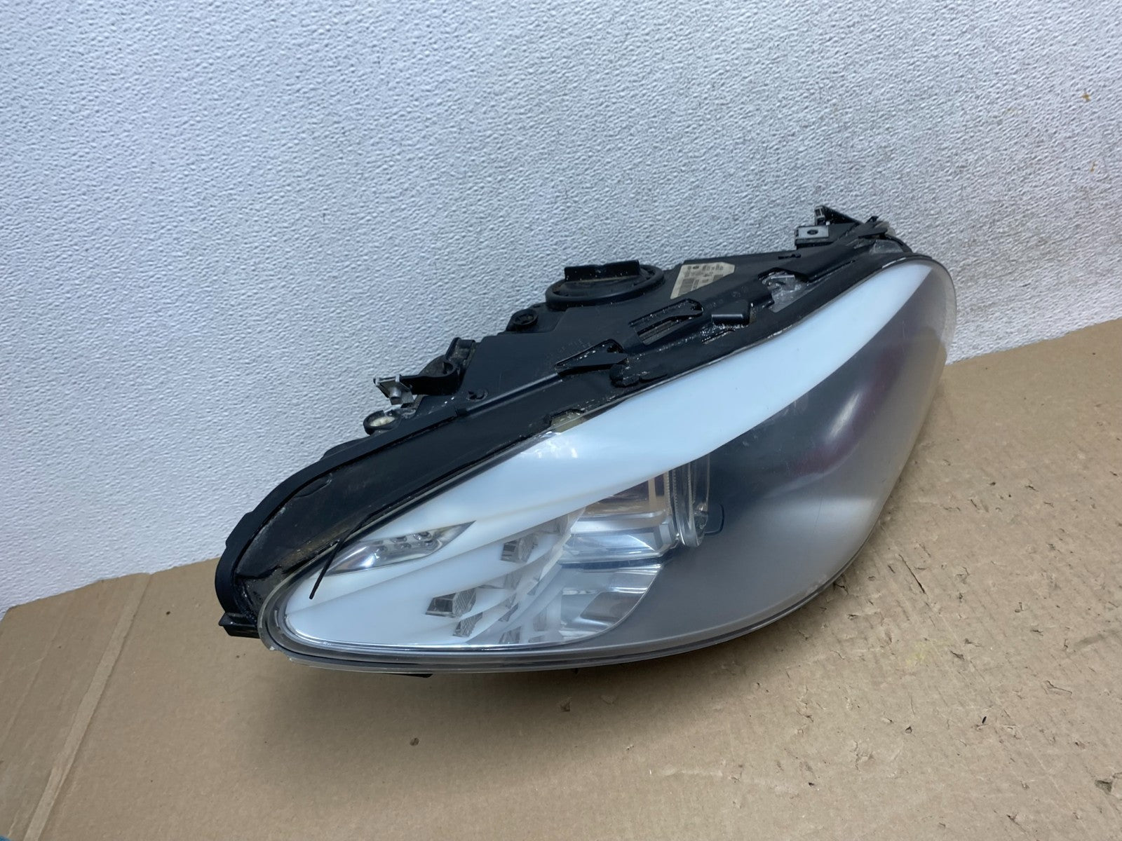 2011-2013 BMW 5 Series F10 Right Passenger Xenon HID AFS Headlight AG7000 DW2