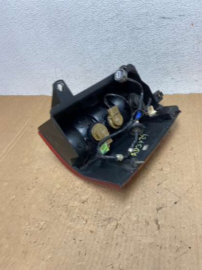 1993-1998 Jeep Grand Cherokee ZJ Left Driver Side Tail Light AD3729 LK5