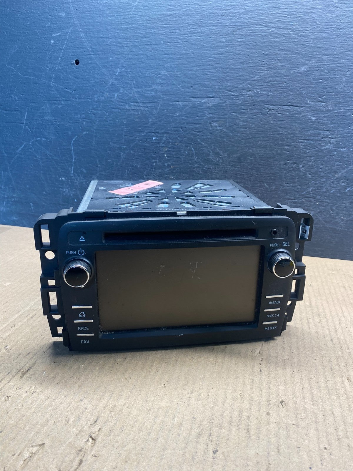 2013 2014 GMC Acadia Radio Display Screen AM/FM AUX AE6379 DW0