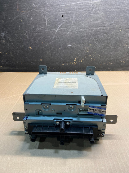 2008 to 2009 Subaru Tribeca CD Player Radio Receiver Control z0520 DG5