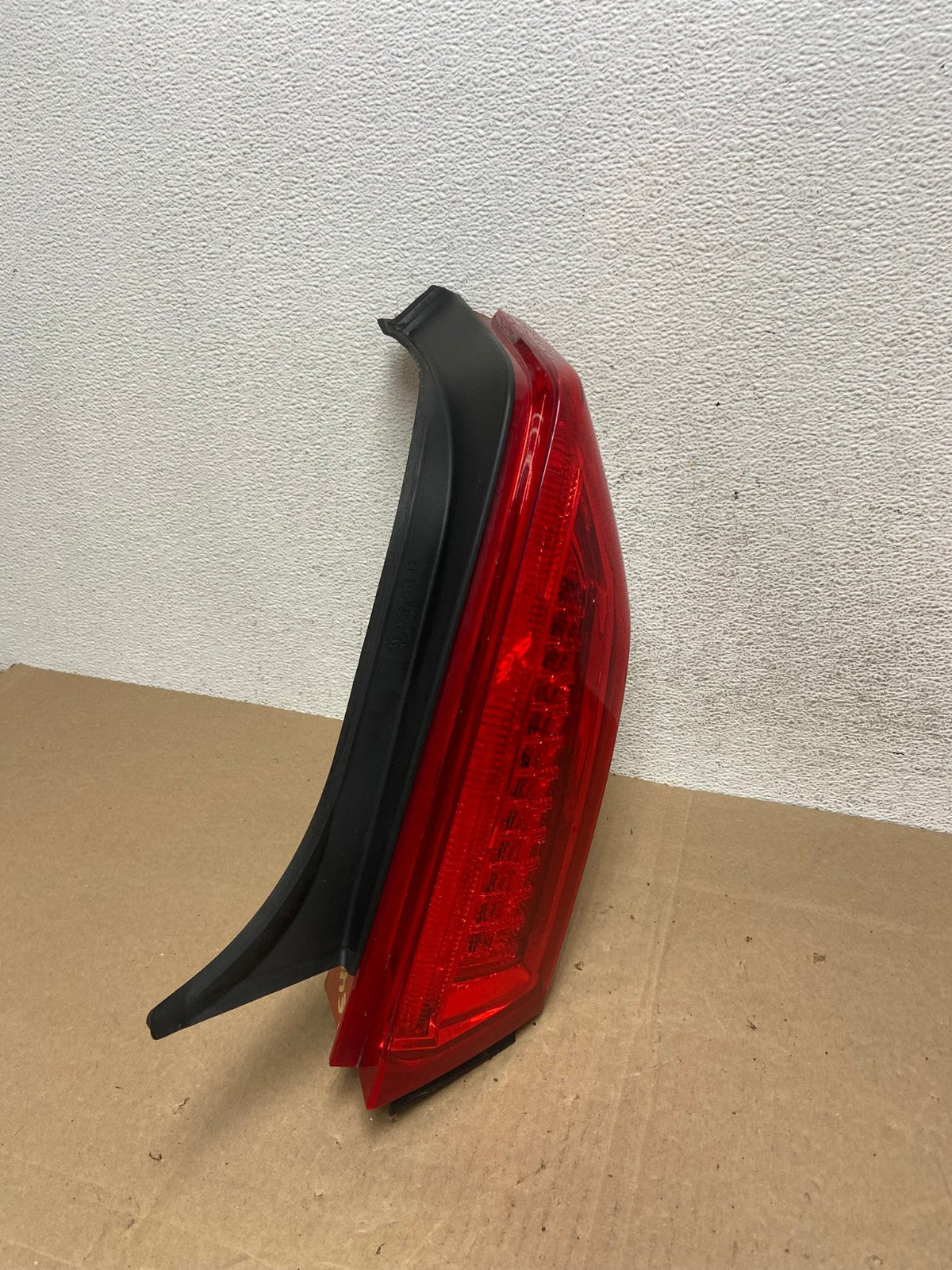 2013 to 2018 Cadillac Ats Right Passenger RH Side Tail Light AE4980 LK0
