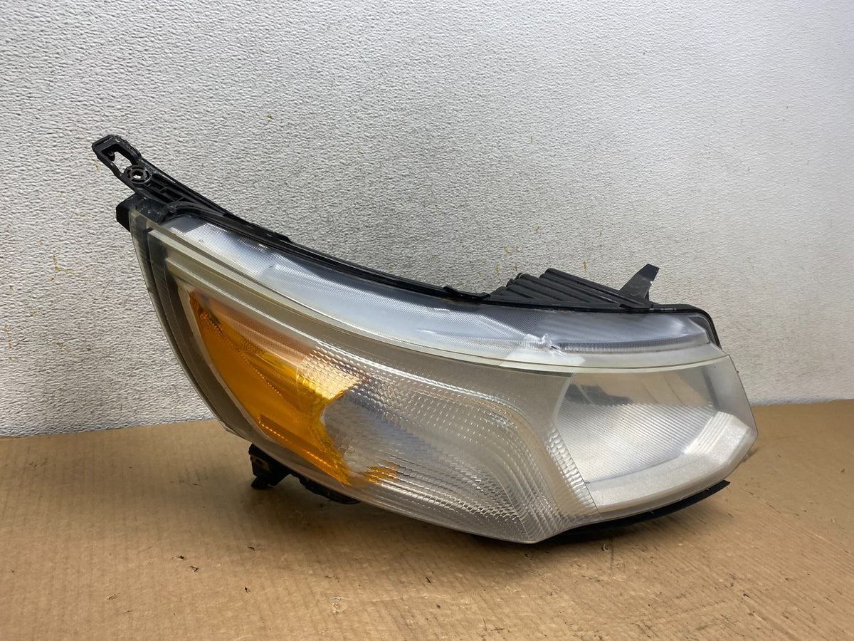 2015 2018 Chevrolet City Express Right Pasenger Side Halogen Headlight AI7892 DW2