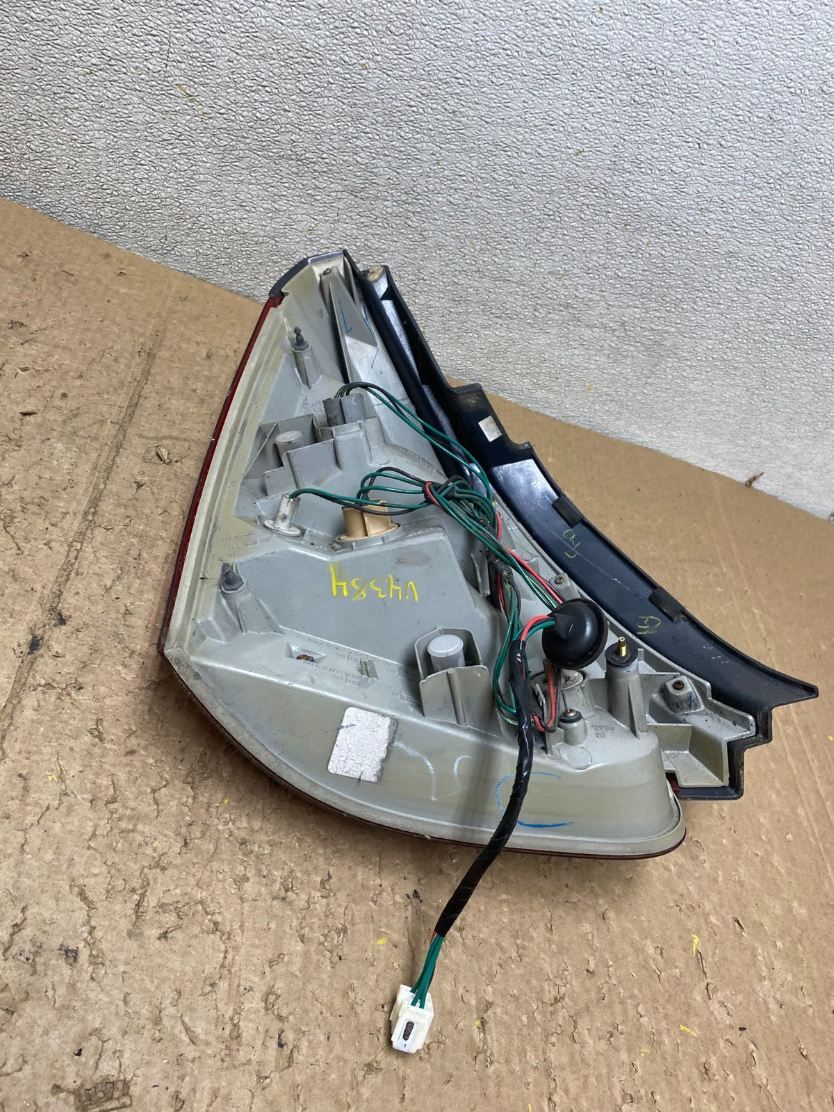 2004 2005 2006 2007 2008 Nissan Maxima Right Passenger Tail Light Oem V4484 DW5
