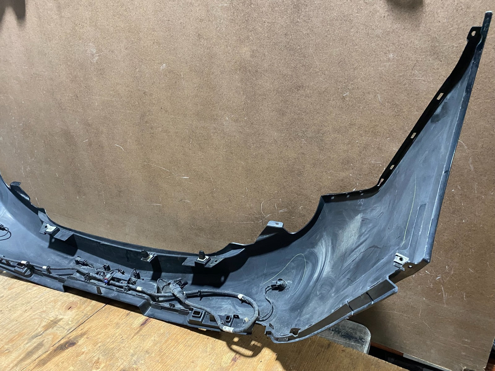 2013 to 2016 Lincoln MKS Rear Bumper Cover OEM X0047 PS9