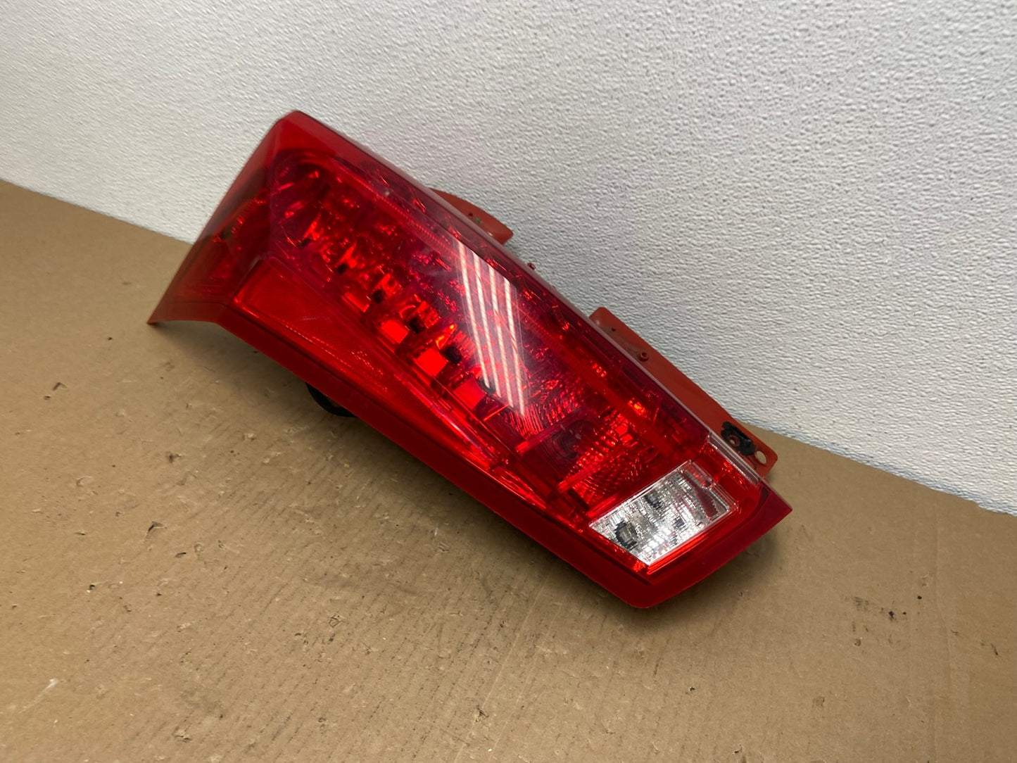 2010 to 2016 Cadillac Srx Left Driver Lh Side Tail Light OEM AB6557 LK1