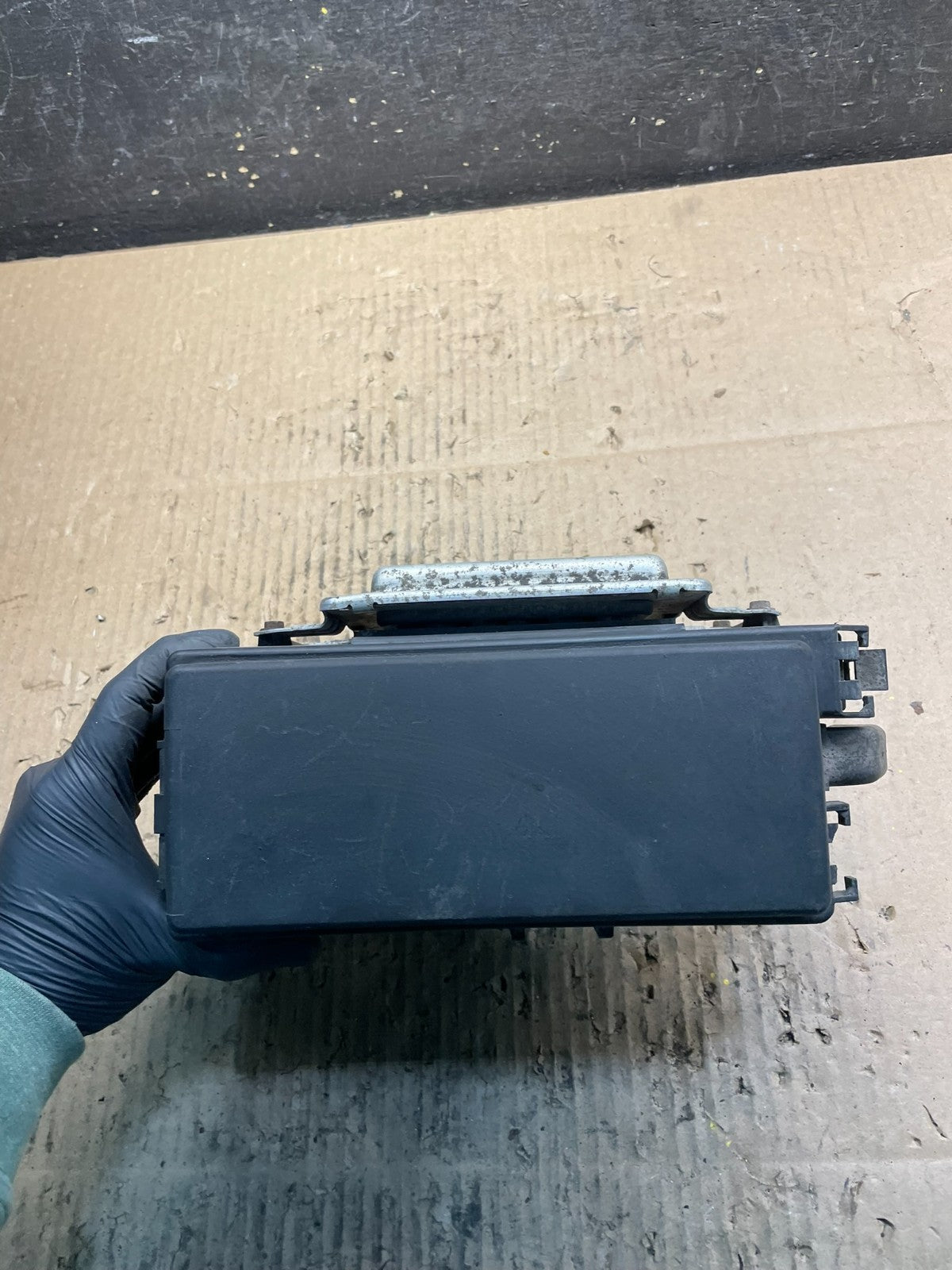 2007 2008 2009 Dodge Durango Fuse Box Relay Panel Body Module BCM Oem U9042 DG4