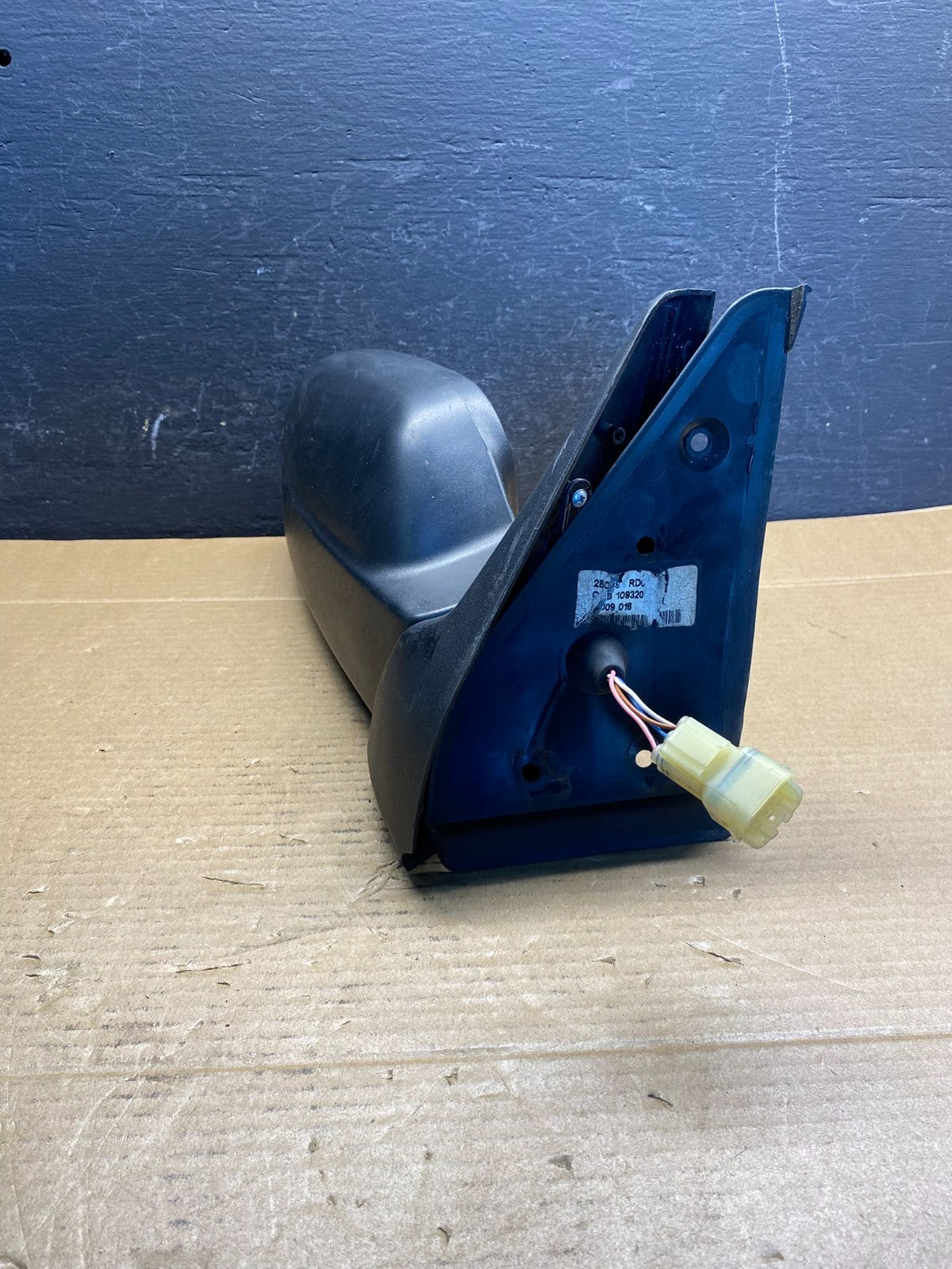 1999 to 2004 Land Rover Discovery 2 Right Passenger Door Power Mirror AH8751 DG2