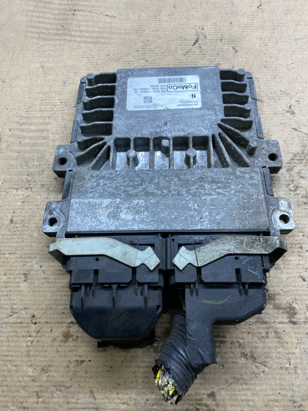 2015 Ford Econoline E-Series Engine Control Module Computer N68520