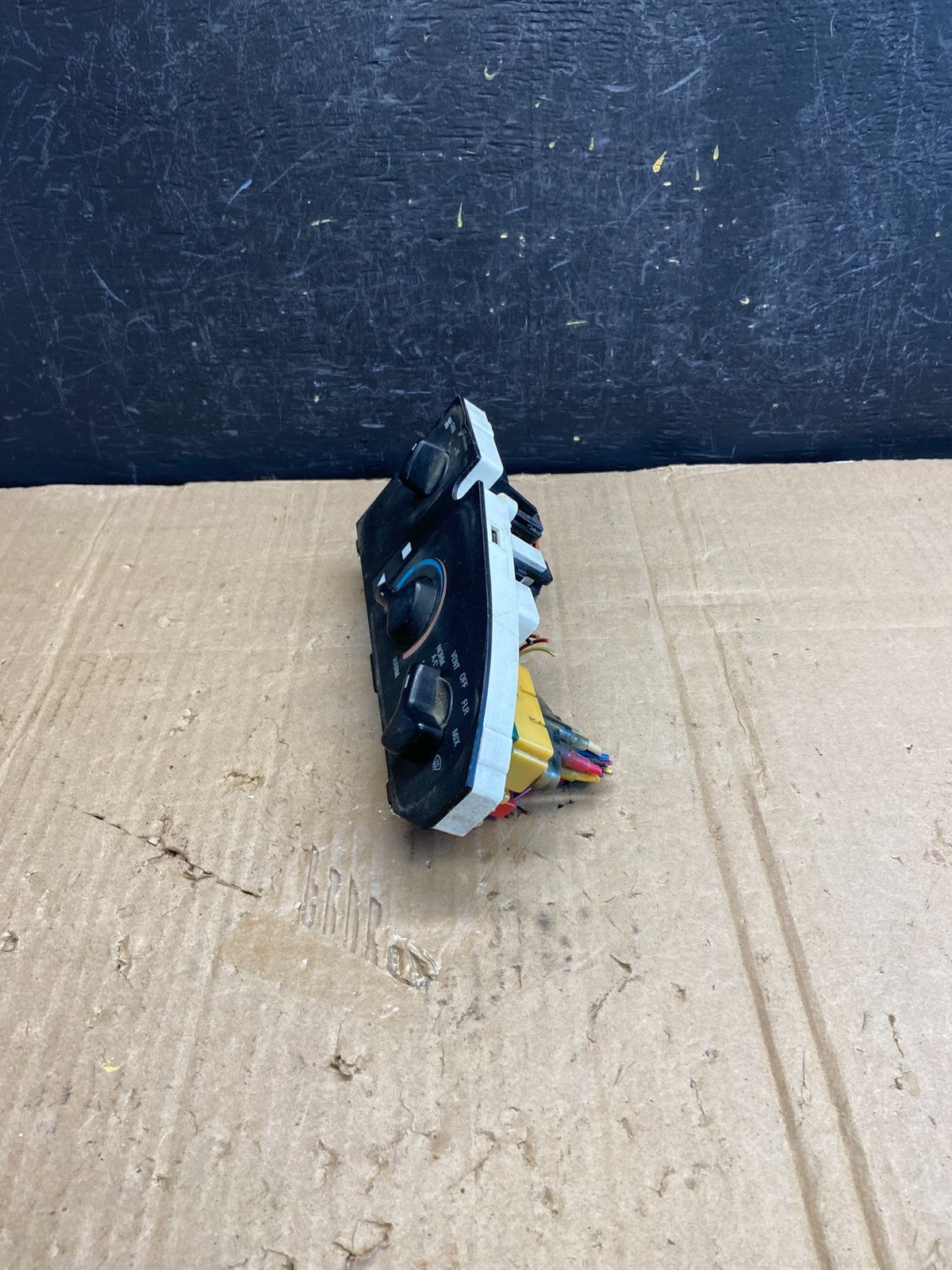 1997-2014 Ford Van Econoline E150 E250 Heater Climate Fan Control AE1866 DG2