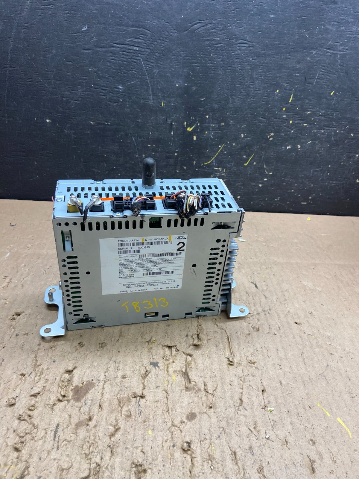 2013 to 2014 Ford Edge AM/FM Radio Reciever OEM t8313 DG4