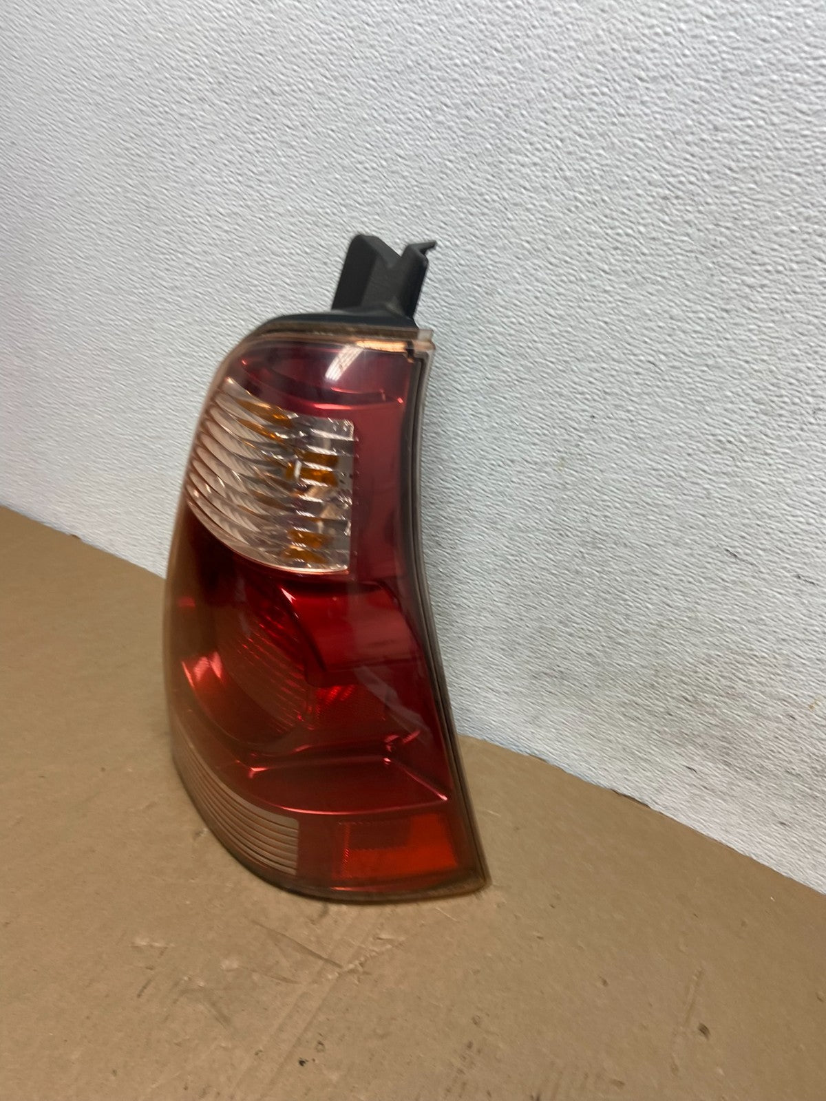 2003 2004 2005 Toyota 4Runner Right Passenger RH Side Tail Light AD7909 DG1