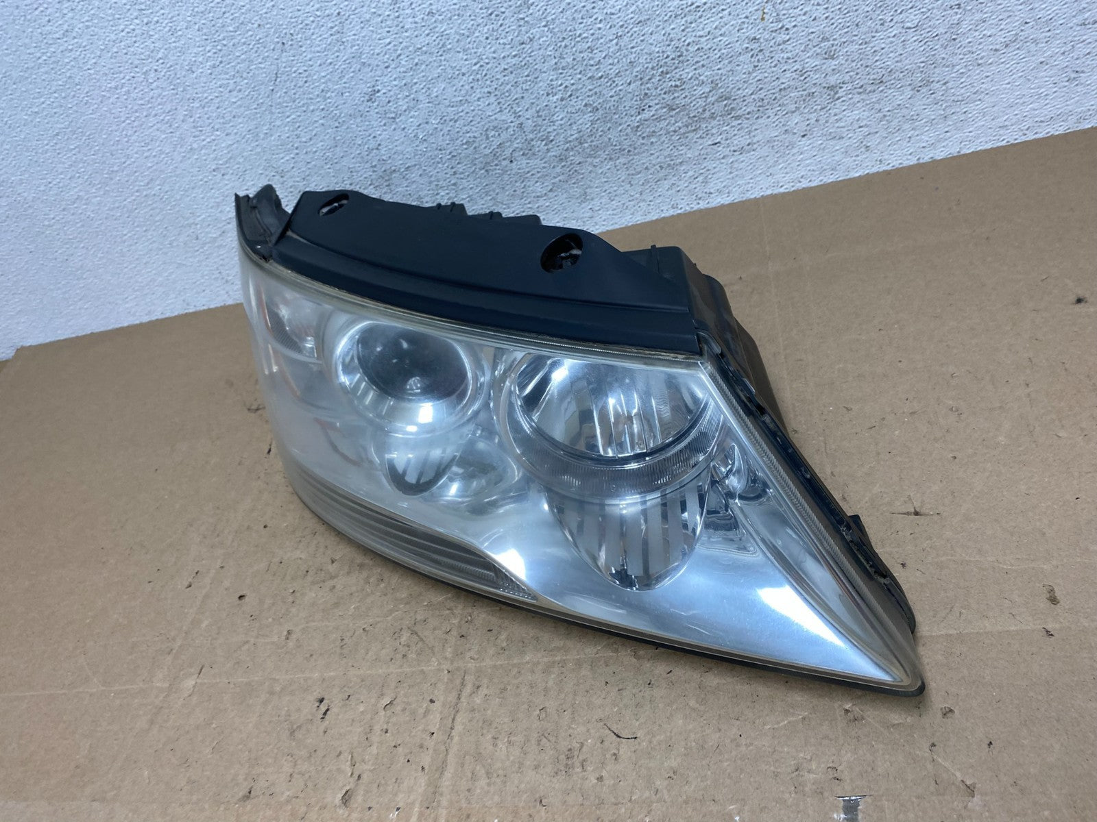 2009 to 2010 Hyundai Sonata Right Passenger RH Side Headlight Halogen AE6087 DW1