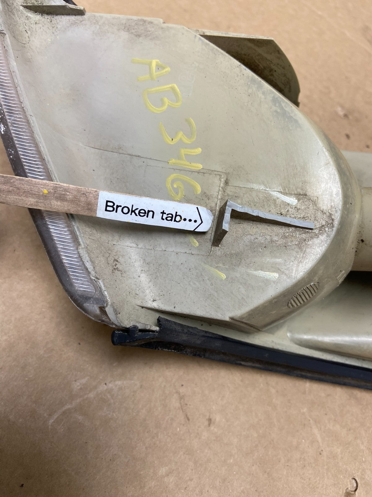 1999 to 2003 Saab 9-3 Front Left Driver LH Side Turn Signal AB3466 DG7