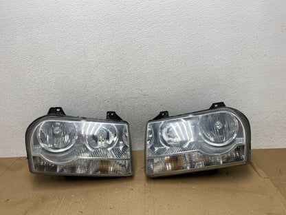 2005 2006 2007 Chrysler 300 Left+Right Halogen Headlights AE9138 DW0