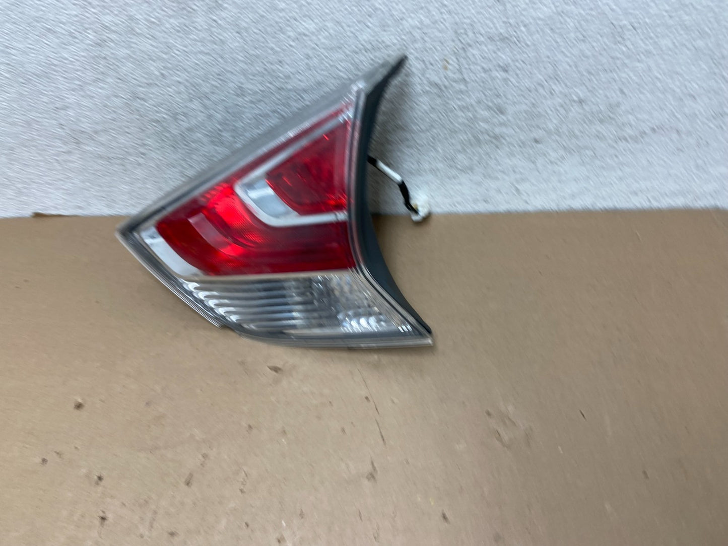 2014-2016 Nissan Rogue Right Passenger Side Tail Light Inner AG34031