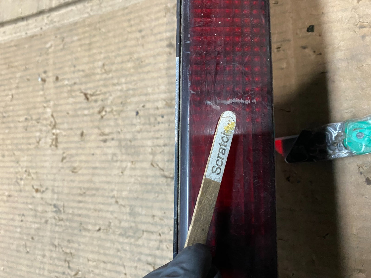 1991-1995 Dodge Stealth Turbo Rear Center Reflector Tail Light Panel X0204 DG5