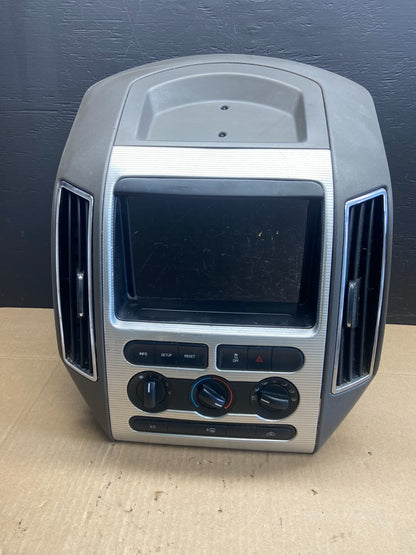 2007 - 2010 Ford Edge Heater Climate Control Radio Control Dash Bezel AB9413 DG0