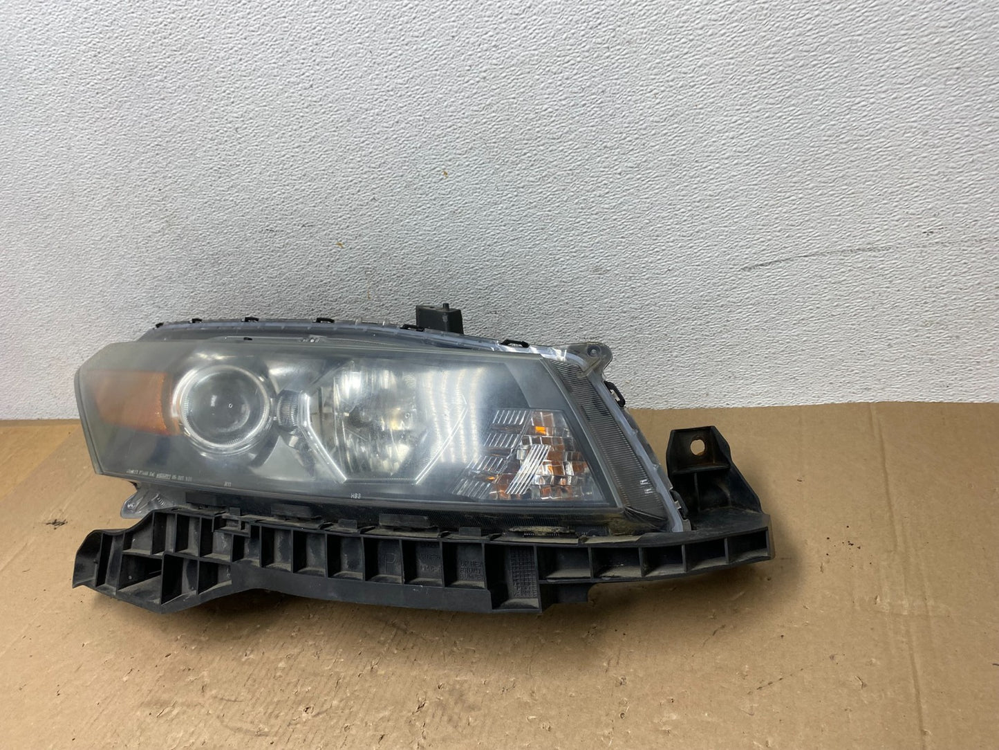 2008 to 2012 Honda Accord Coupe Right Passenger RH Side Headlight AD7801 DW2